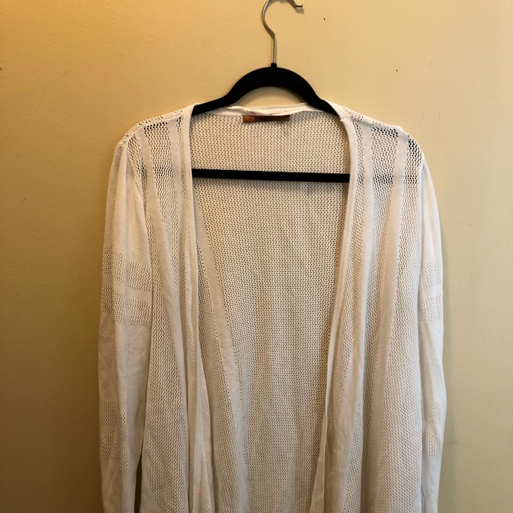 Women lightweight white cardigan